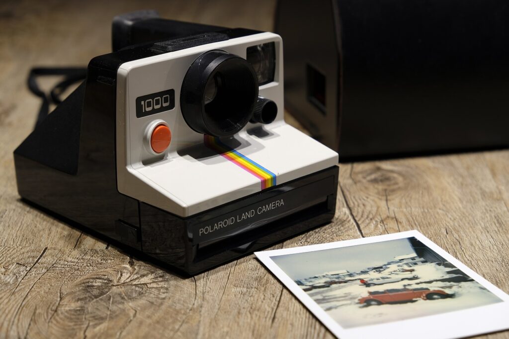 camera, polaroid, photo-2806884.jpg